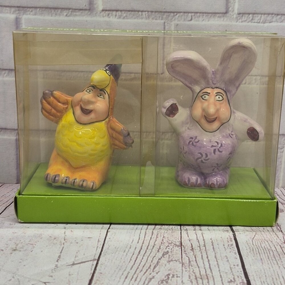 VTG McGovney‎  Camarot People Dressed as Chicken and Bunny Salt & Pepper Shakers